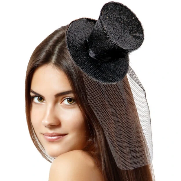 Čelenka černý klobouk se závojem
