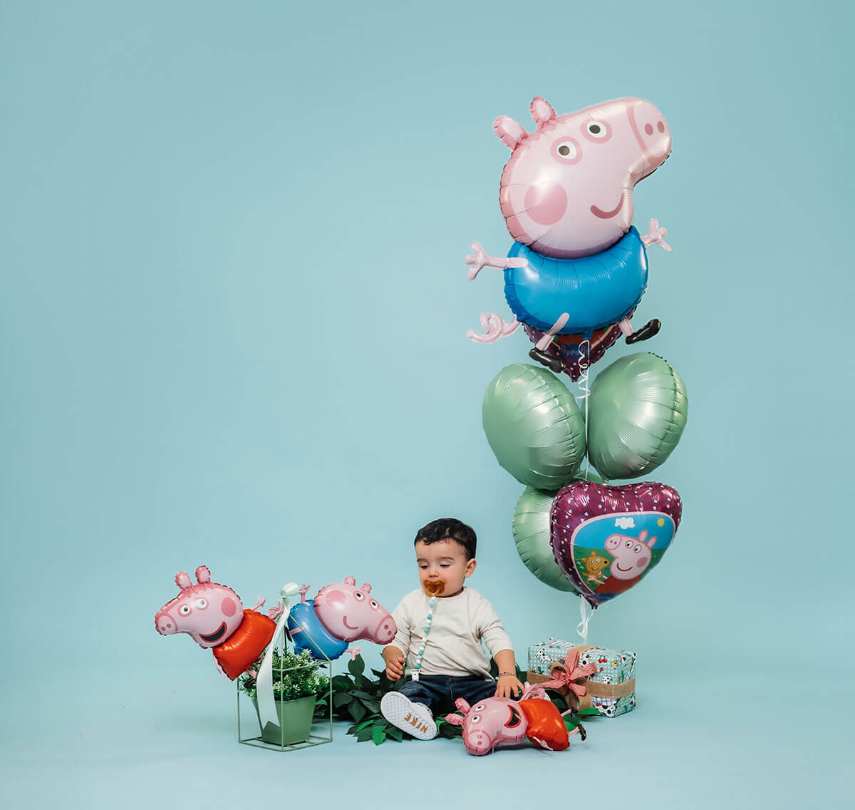 Fóliový balonek MINI Prasátko Peppa s dortem 33 cm