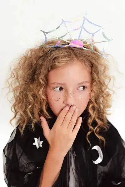 Čelenka pavoučí síť 
