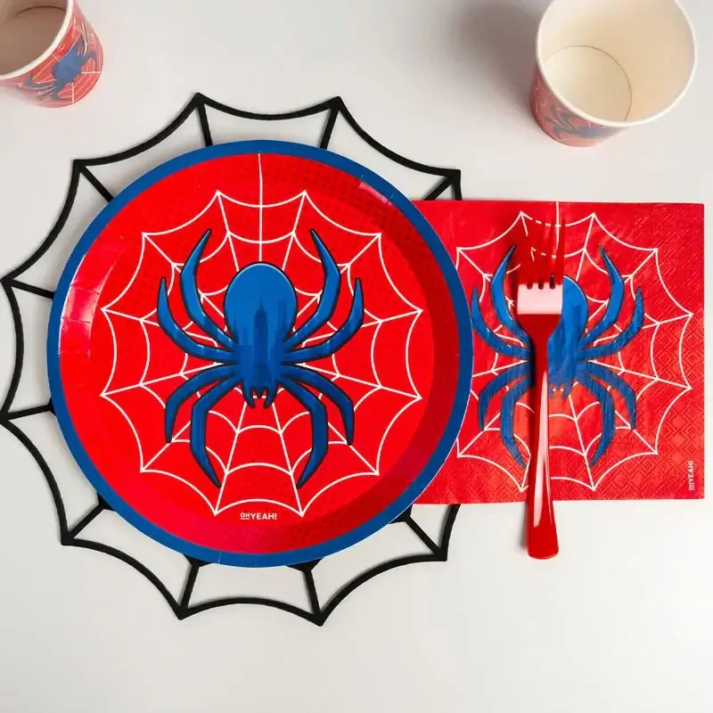 Papírové talíře Spider 23 cm - 6 ks