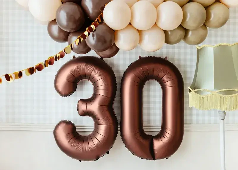 Foliová číslice hnědá 3 - 86 cm