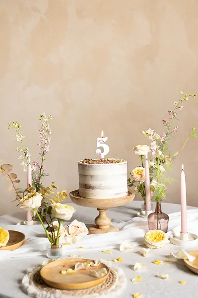 Svíčka dortová číslo 5 s okvětními lístky