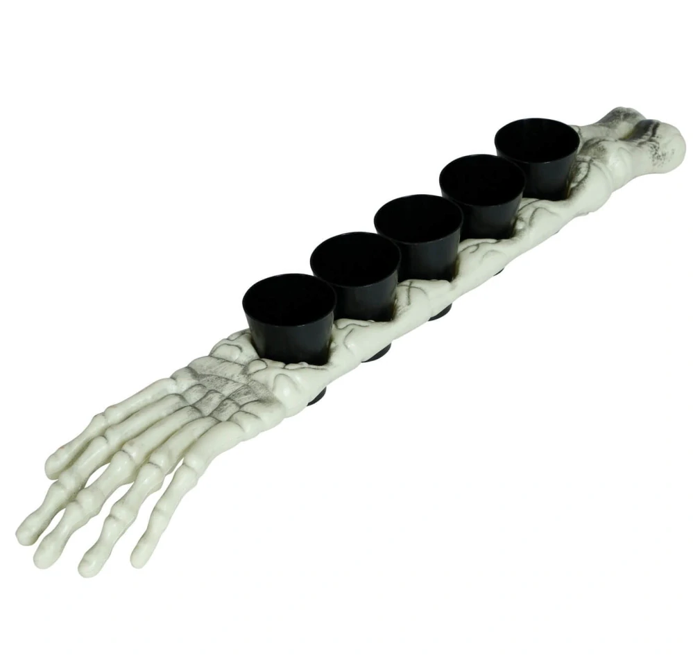 Držák na panáky kostlivcova ruka s 5 panáky