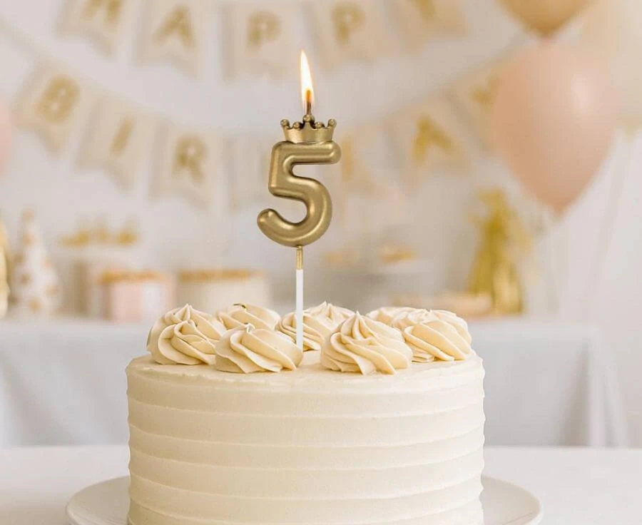 Dortová svíčka číslo 5 zlatá s korunkou