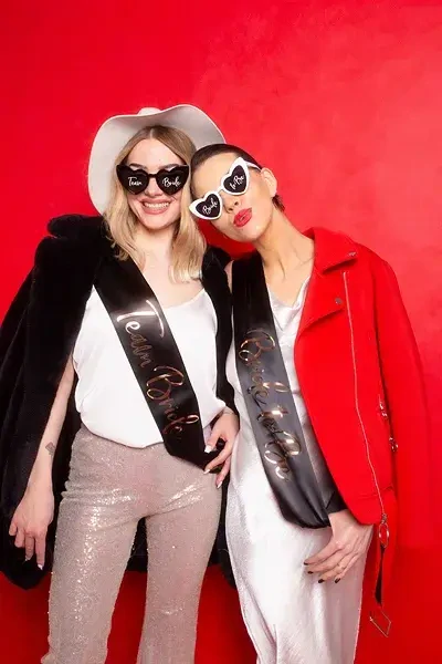 Brýle srdíčka Team Bride - černé