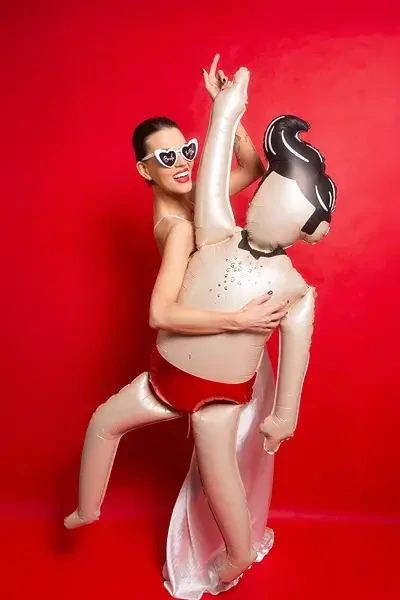 Fóliový balónek Tančící muž - 64,5 × 159 cm