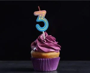 Dortová svíčka NEON číslo 3