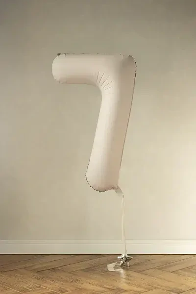 Foliová číslice světle béžová matná 7 - 86 cm