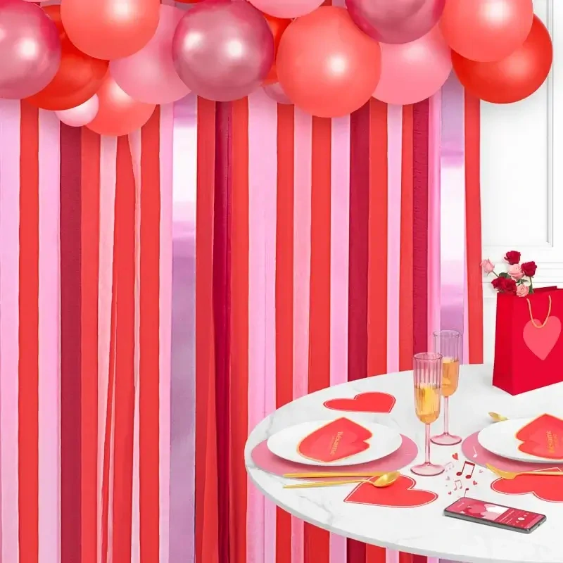 Balónková girlanda s krepovým závěsem Valentýn 150 × 200 cm