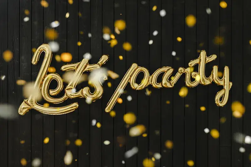 Fóliový nápis Let's Party Zlatý 230 × 80 cm