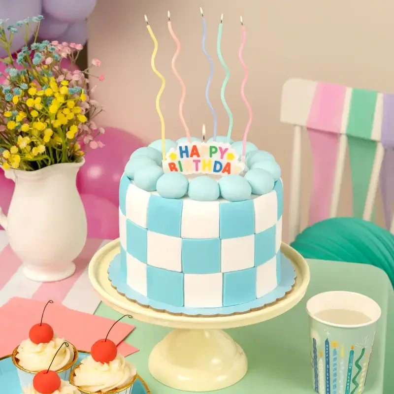 Dortová svíčka Happy Birthday barevná
