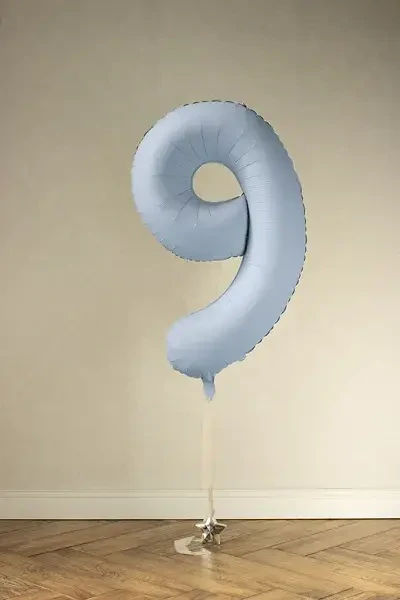 Foliová číslice světle modrá matná 9 86cm