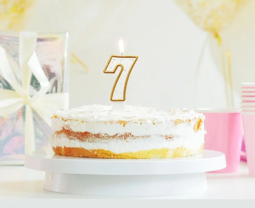 Svíčka narozeninová číslice 7 zlatá