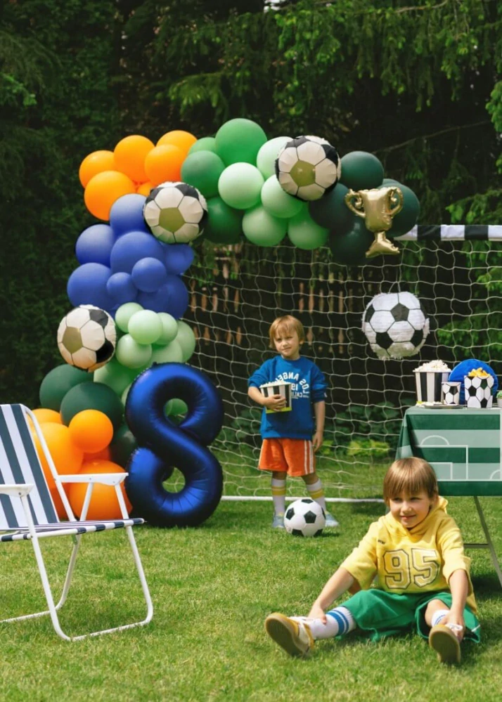 Fóliové balonky Fotbalový pohár a míče 34 cm – 4 ks