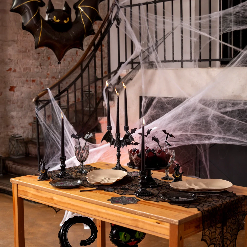 Stolová šerpa černá Halloweenská pavučina