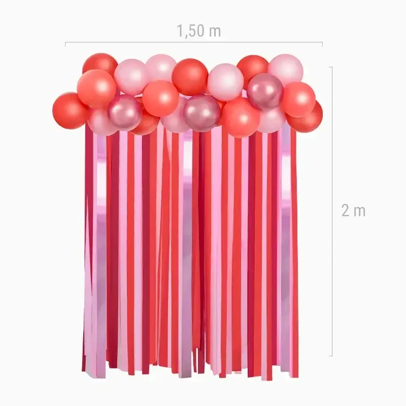 Balónková girlanda s krepovým závěsem Valentýn 150 × 200 cm