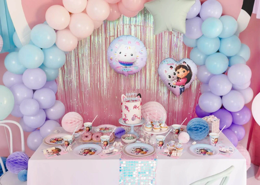 Foliový balonek Gábinin kouzelný domek ve filmu Cakey 45 cm