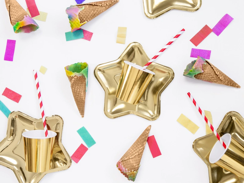 Papírová brčka červeno-bílá - 10 ks