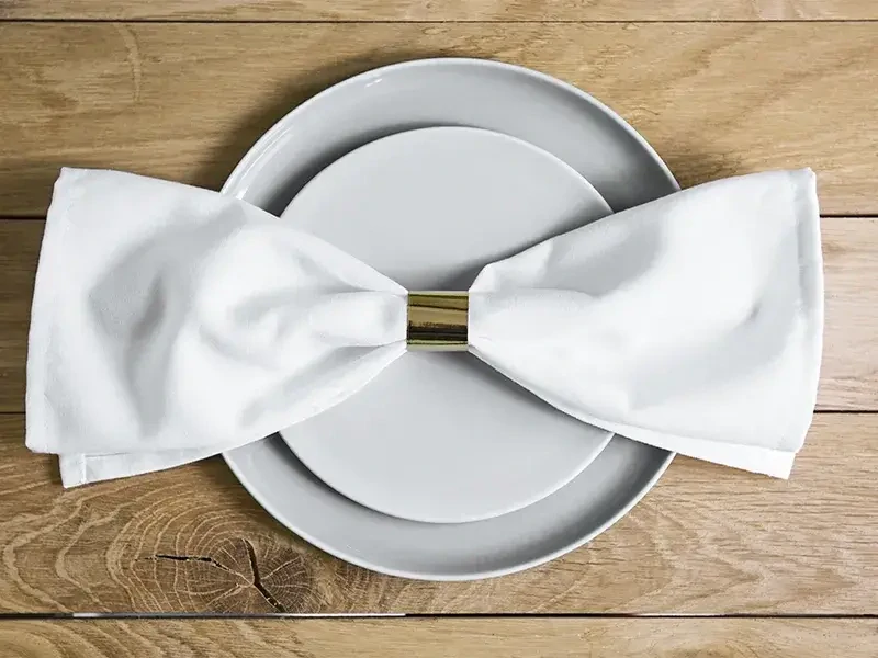 Dekorační kroužky na ubrousky zlaté 10 ks