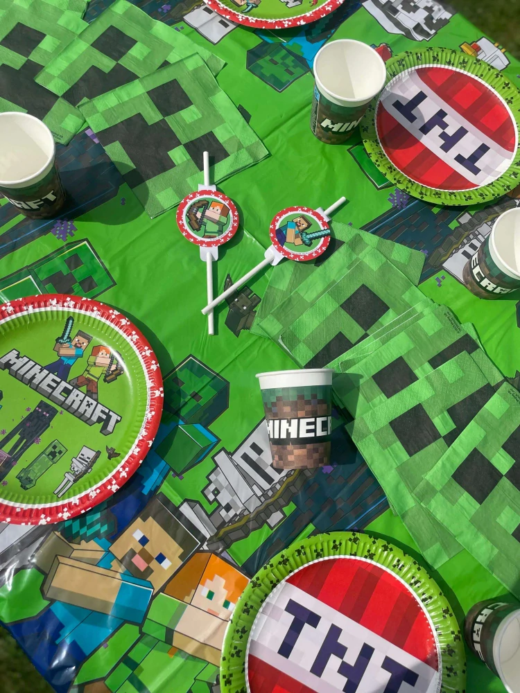 Papírové kelímky Minecraft 8ks