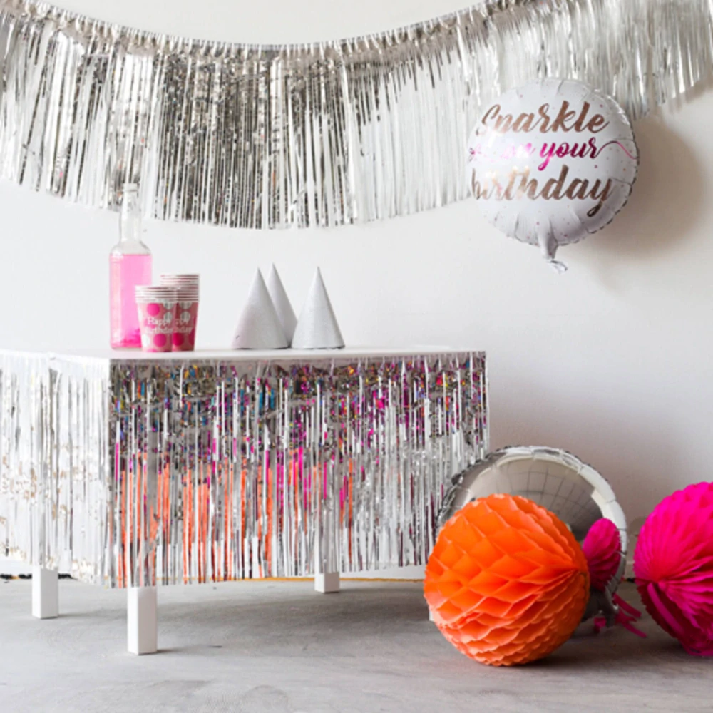 Party závěs stříbrný 38 x 600 cm