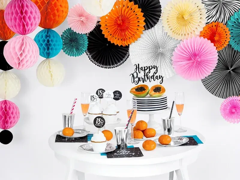 Papírové party ubrousky Happy Birthday černé 20 ks