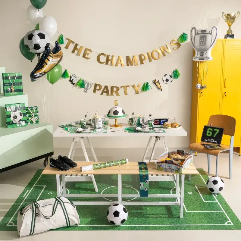 Dvojitá girlanda The Champions Party Fotbal 3,1 m