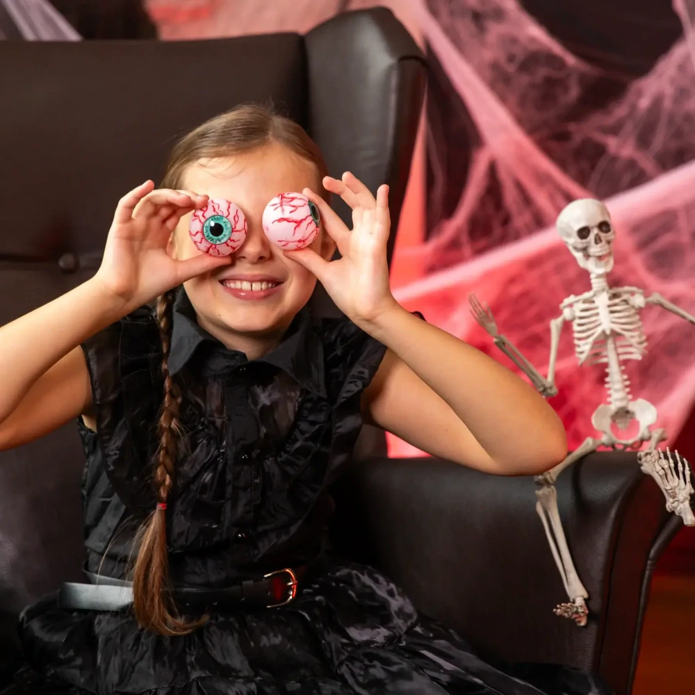 Halloweenská dekorace oční bulvy svítící ve tmě 4 ks