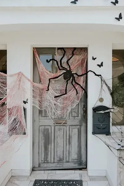 Krvavá pavučina bílá 0,72 x 9,8 m