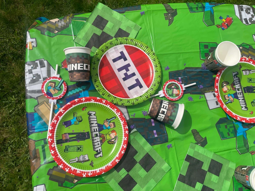 Papírové kelímky Minecraft 8ks