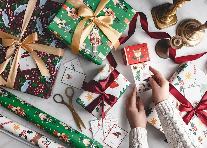 Balicí papír Vánoční Louskáček 200 × 70 cm 