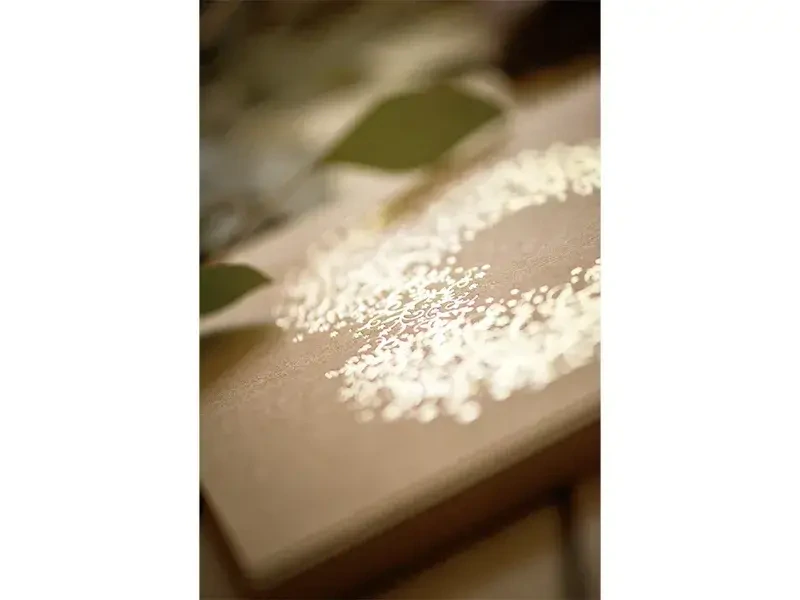 Svatební kniha hostů hnědá se srdcem