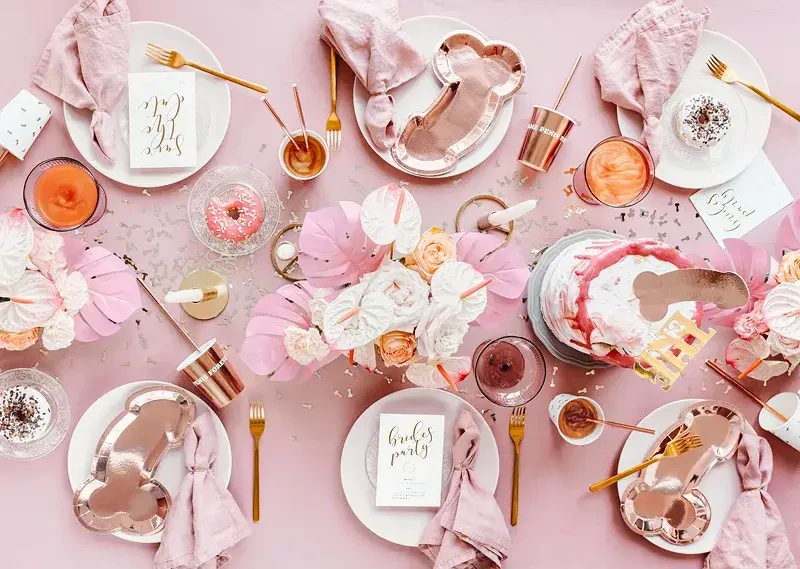 Papírové talíře penis 26 cm