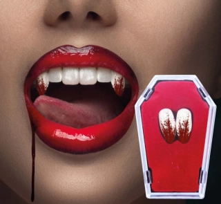 Krvavé upíří zuby