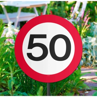 Dopravní značka 50 na tyčce